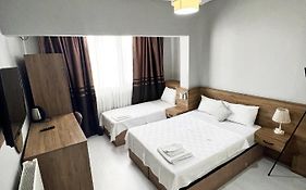 Karhal Hotel